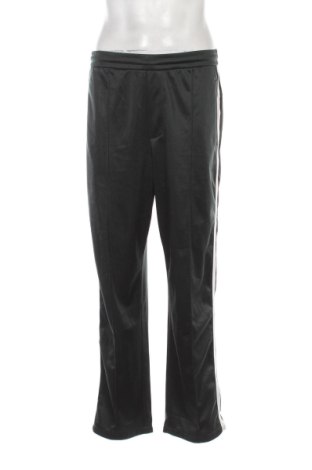 Мъжко спортно долнище Bershka, Размер M, Цвят Зелен, Цена 7,66 €