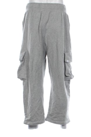 Ανδρικό αθλητικό παντελόνι Nike, Μέγεθος S, Χρώμα Γκρί, Τιμή 66,99 €