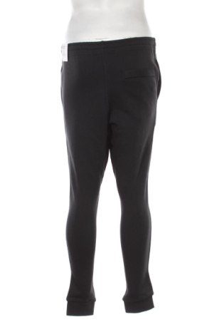 Pantaloni trening de bărbați Nike, Mărime S, Culoare Negru, Preț 341,83 Lei