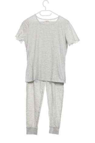 Piżama
 Avon, Rozmiar S, Kolor Szary, Cena 169,86 zł