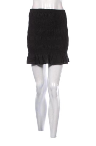 Rock Bershka, Größe S, Farbe Schwarz, Preis 10,00 €