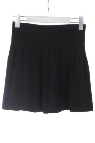 Sukně Bershka, Velikost XS, Barva Černá, Cena  366,00 Kč