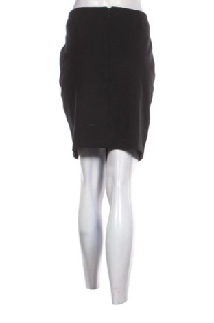 Пола Christian Berg, Размер L, Цвят Черен, Цена 17,89 €