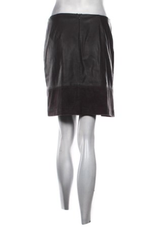 Пола Comma,, Размер M, Цвят Сив, Цена 7,66 €