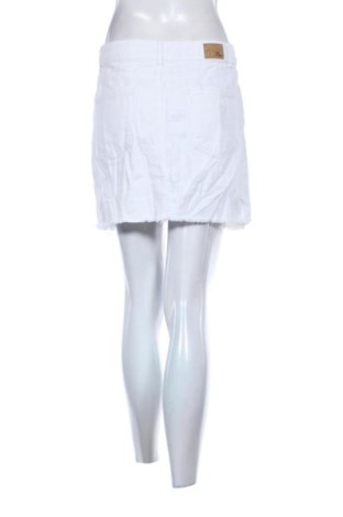 Szoknya IAM, Méret M, Szín Fehér, Ár 3 549 Ft