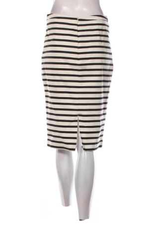 Пола New Look, Размер M, Цвят Многоцветен, Цена 6,64 €