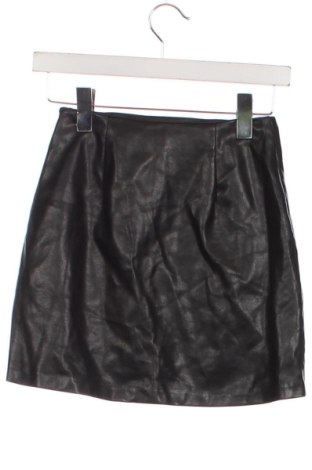 Пола Pull&Bear, Размер XXS, Цвят Черен, Цена 10,00 €