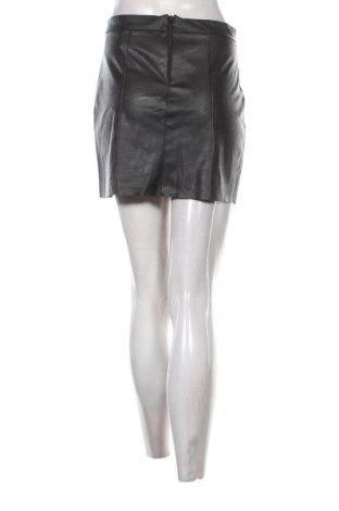 Rock Pull&Bear, Größe M, Farbe Schwarz, Preis € 10,00