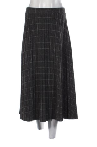 Пола Reserved, Размер M, Цвят Многоцветен, Цена 11,76 €