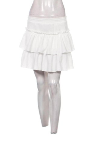 Пола Reserved, Размер M, Цвят Бял, Цена 8,18 €