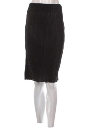 Пола Reserved, Размер S, Цвят Черен, Цена 11,76 €