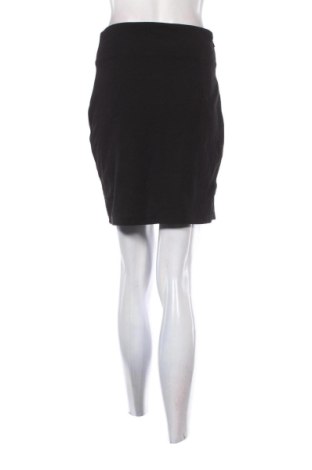 Пола SHEIN, Размер M, Цвят Черен, Цена 10,00 €