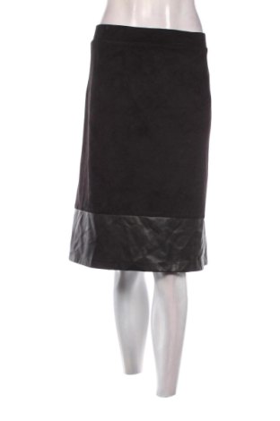 Sukně Sara Lindholm, Velikost 4XL, Barva Černá, Cena  629,00 Kč