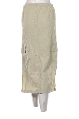 Пола Unbranded, Размер M, Цвят Зелен, Цена 11,75 €