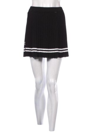 Пола Unbranded, Размер S, Цвят Черен, Цена 10,00 €