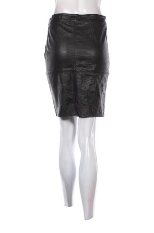 Spódnica Vero Moda, Rozmiar S, Kolor Czarny, Cena 53,58 zł