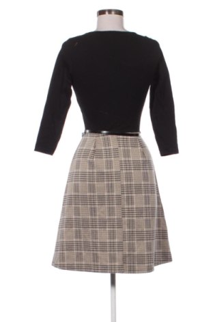 Kleid About You, Größe XS, Farbe Mehrfarbig, Preis 41,99 €