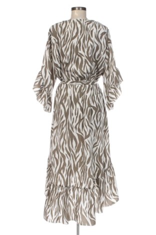 Kleid Apricot, Größe XL, Farbe Mehrfarbig, Preis 22,99 €