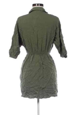 Šaty  Bershka, Veľkosť XS, Farba Zelená, Cena  21,95 €