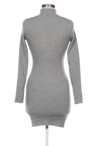 Ruha Bershka, Méret M, Szín Szürke, Ár 8 264 Ft