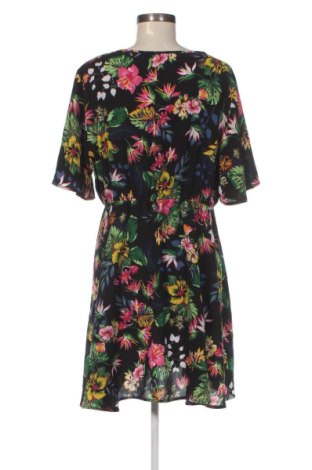 Šaty  Boohoo, Velikost XL, Barva Vícebarevné, Cena  389,00 Kč