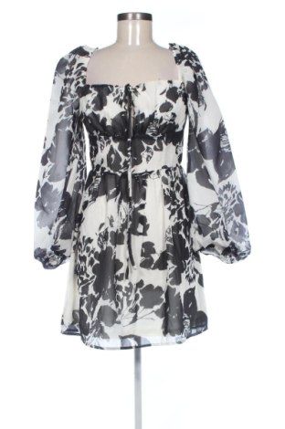 Рокля Boohoo, Размер M, Цвят Многоцветен, Цена 32,00 €