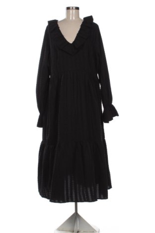 Šaty  Boohoo, Velikost XL, Barva Černá, Cena  599,00 Kč