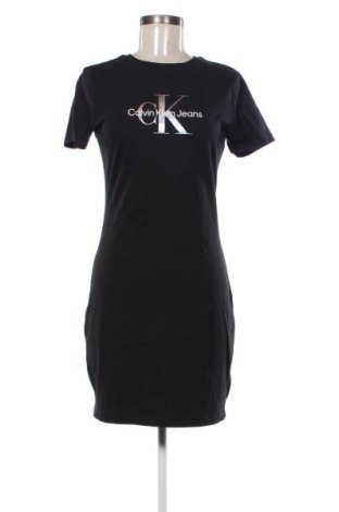Рокля Calvin Klein Jeans, Размер S, Цвят Черен, Цена 61,35 €, #135848462