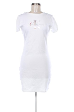 Φόρεμα Calvin Klein Jeans, Μέγεθος S, Χρώμα Λευκό, Τιμή 71,99 €, #135867456