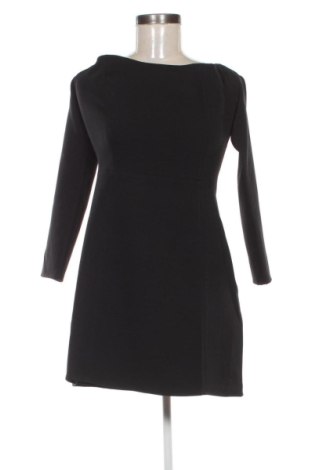 Рокля Calvin Klein Jeans, Размер M, Цвят Черен, Цена 94,58 €