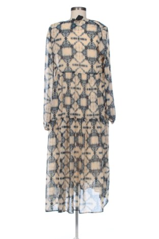 Kleid Comma,, Größe S, Farbe Mehrfarbig, Preis 96,00 €