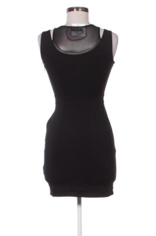 Φόρεμα Cropp, Μέγεθος XS, Χρώμα Μαύρο, Τιμή 10,71 €