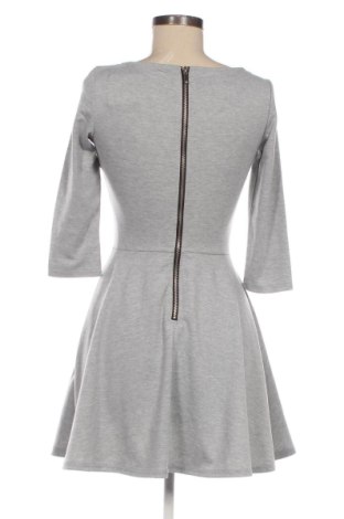 Φόρεμα Cropp, Μέγεθος S, Χρώμα Γκρί, Τιμή 25,00 €