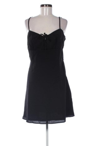 Kleid Cropp, Größe M, Farbe Schwarz, Preis 24,55 €