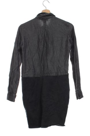 Рокля DKNY Jeans, Размер XXS, Цвят Сив, Цена 66,47 €