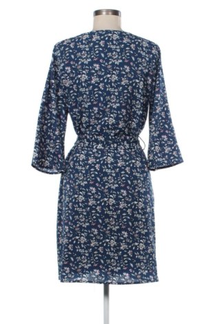 Šaty  Dry Lake., Velikost M, Barva Vícebarevné, Cena  729,00 Kč