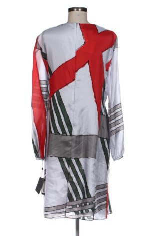 Рокля Emporio Armani, Размер XL, Цвят Многоцветен, Цена 305,00 €