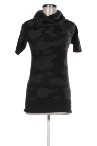 Рокля Espresso, Размер XS, Цвят Многоцветен, Цена 20,00 €