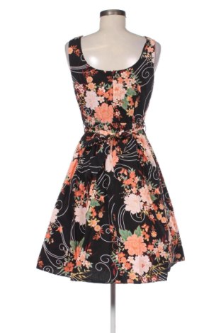 Φόρεμα F&F, Μέγεθος M, Χρώμα Πολύχρωμο, Τιμή 20,00 €