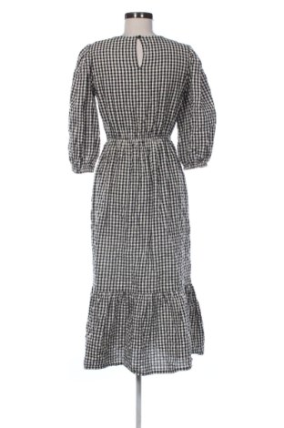 Šaty  F&F, Veľkosť M, Farba Viacfarebná, Cena  20,00 €