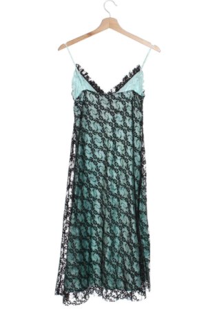 Sukienka FIRST, Rozmiar M, Kolor Czarny, Cena 107,17 zł