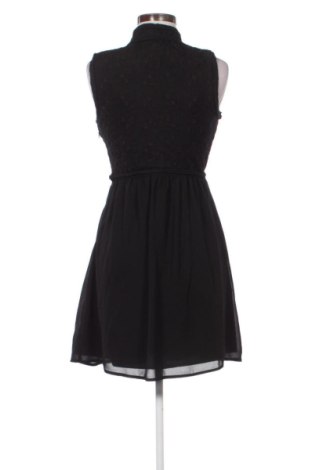 Φόρεμα Forever 21, Μέγεθος S, Χρώμα Μαύρο, Τιμή 14,00 €