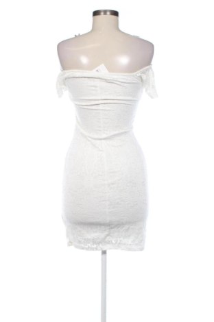 Рокля Gina Tricot, Размер S, Цвят Бял, Цена 14,82 €