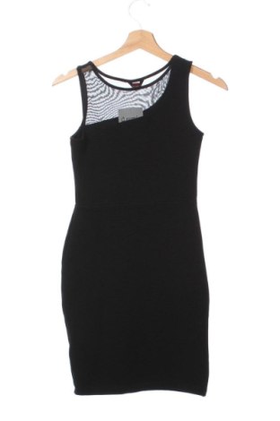 Рокля Guess, Размер XS, Цвят Черен, Цена 49,59 €