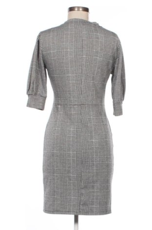 Рокля H&M, Размер S, Цвят Многоцветен, Цена 20,00 €