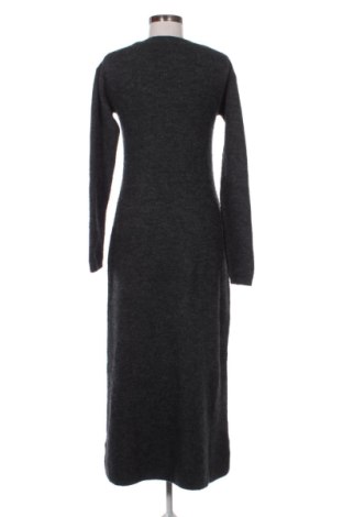 Kleid H&M, Größe M, Farbe Grau, Preis 20,00 €