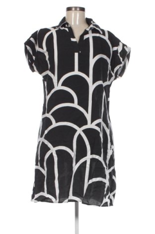 Рокля Happines, Размер M, Цвят Многоцветен, Цена 56,24 €