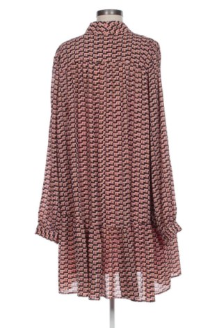 Šaty  Hugo Boss, Velikost XL, Barva Vícebarevné, Cena  5 799,00 Kč