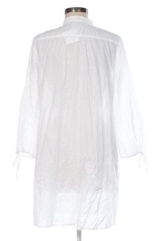 Рокля In Wear, Размер M, Цвят Бял, Цена 42,00 €