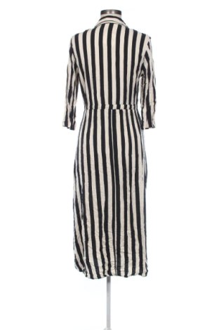 Šaty  Jdy, Velikost M, Barva Vícebarevné, Cena  439,00 Kč